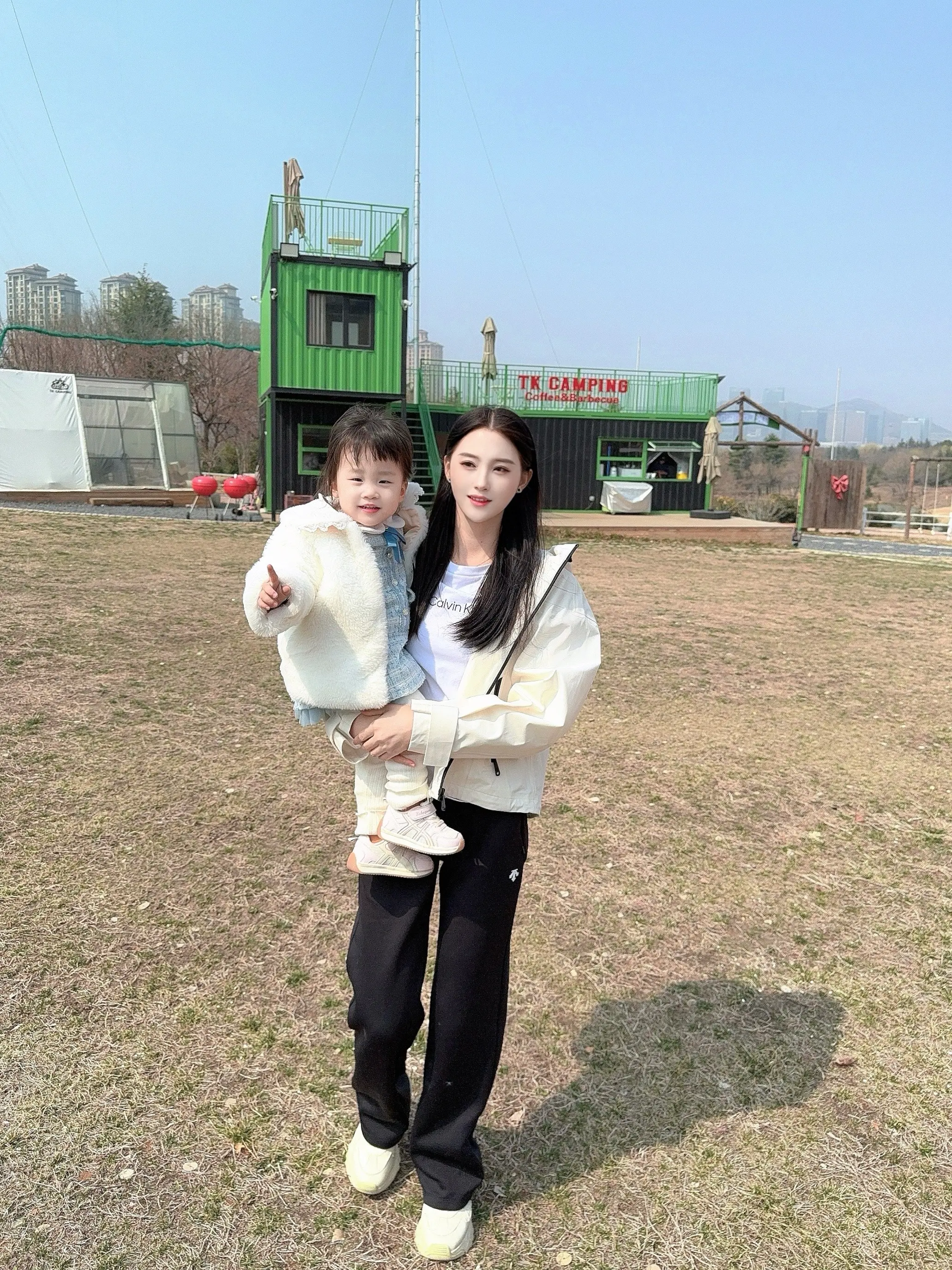 来给小姐姐过生日了🎁