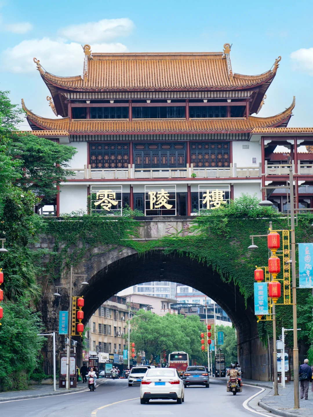 迄今为止，我最喜欢的宝藏小城出现了……
