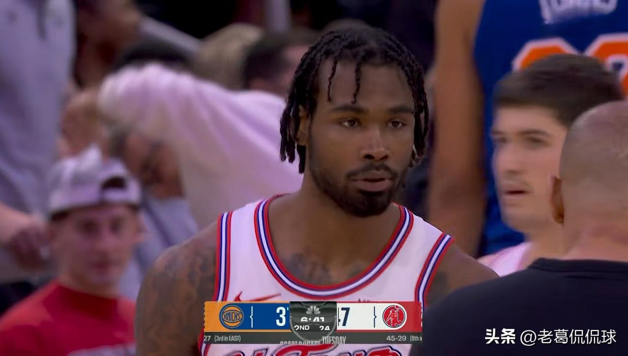 火箭大将伊森真是太给主帅乌度卡长脸了！在今天火箭主场迎战尼克斯的焦点战中，目前双