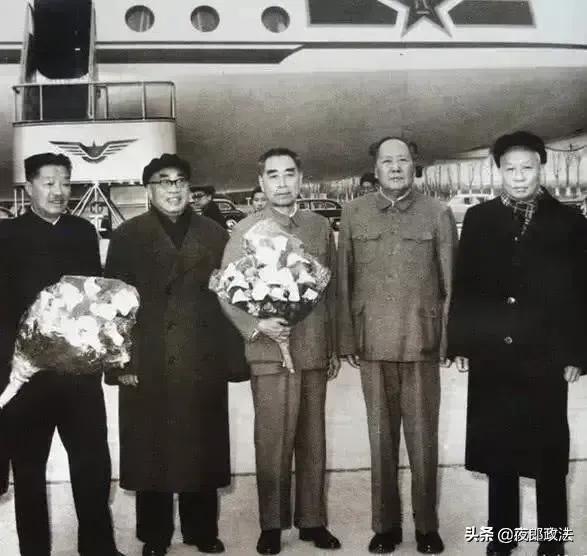 清明忆一代伟人，吃水不忘挖井人！