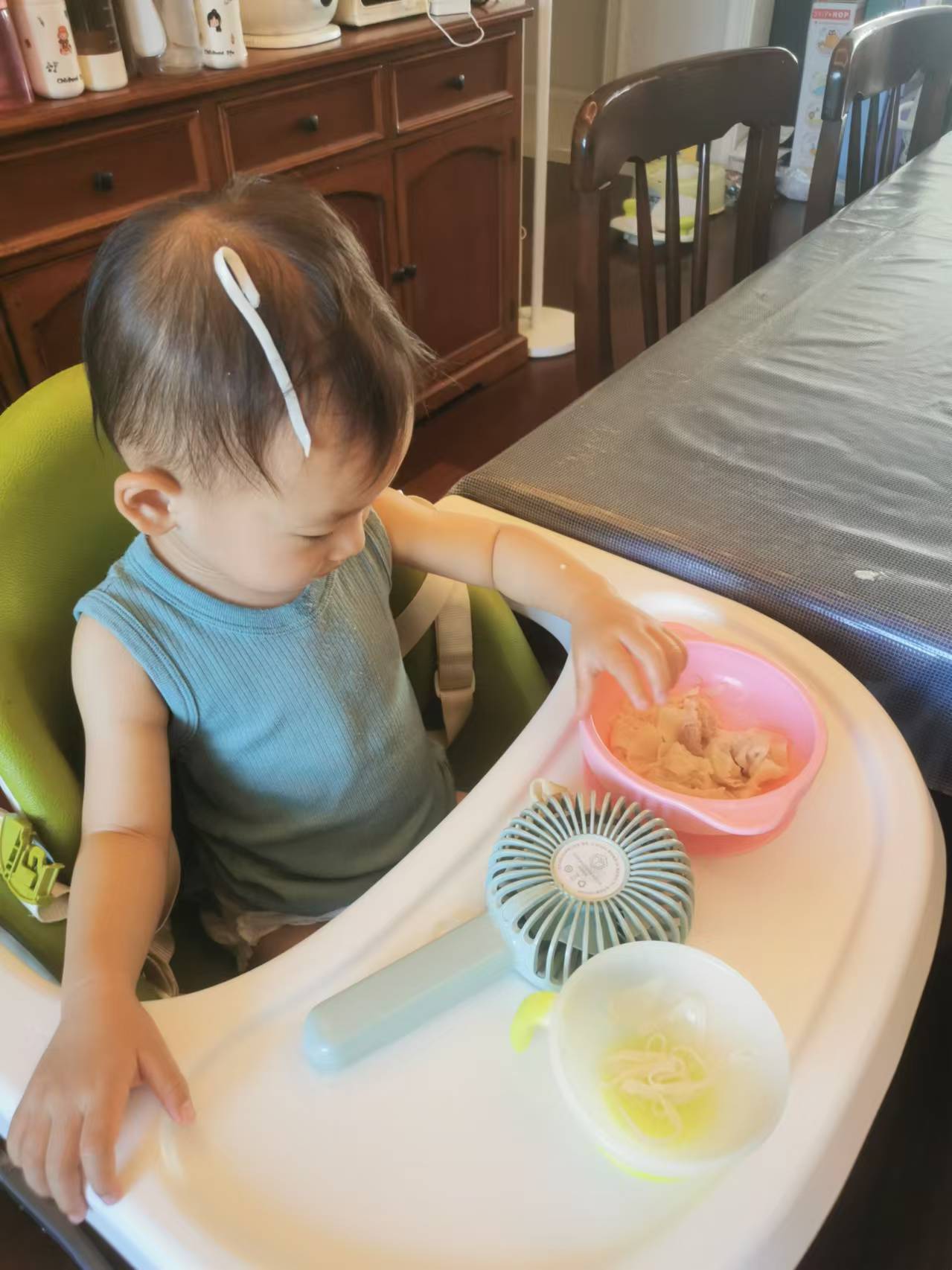 肚子吃饱了，脑袋你饱了吗？ 