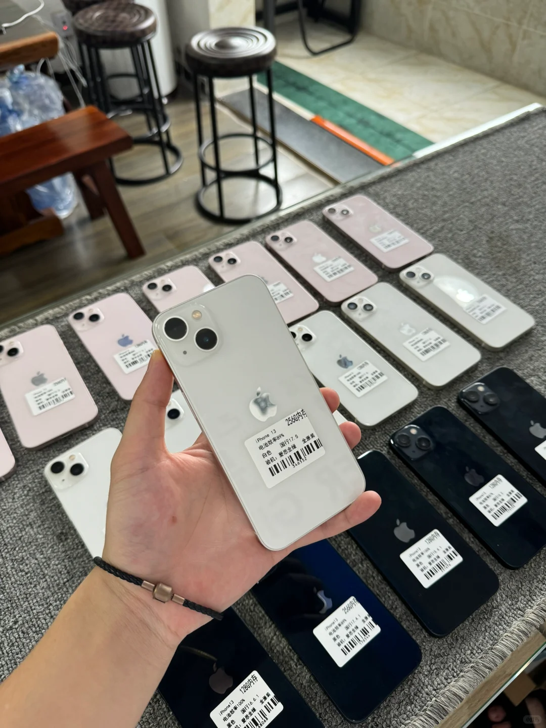 🎉新到一批苹果 13，颜色齐全，内存充足！