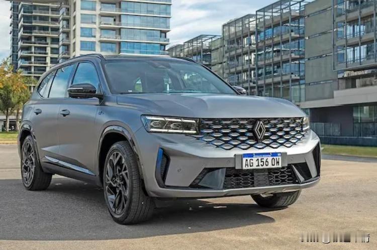 十月，哥伦比亚车市持续暴增。中国汽车全面崛起，比亚迪连续两月突破千辆销量；福田、