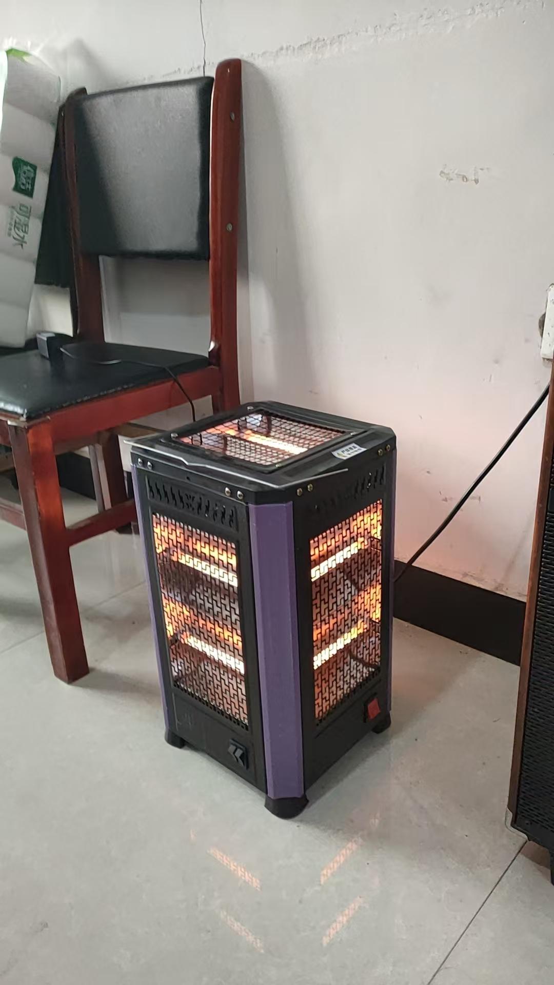 村里群很多
我都折叠了
一直不舍得退
每天都点进去瞧瞧
万一有好消息
或者有好吃