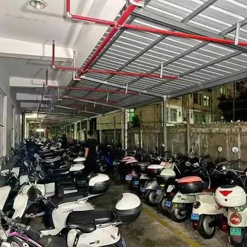 你敢信吗？近日某小区里，一辆正在充电的电动车毫无征兆地突然起火，火苗一下子就蹿得