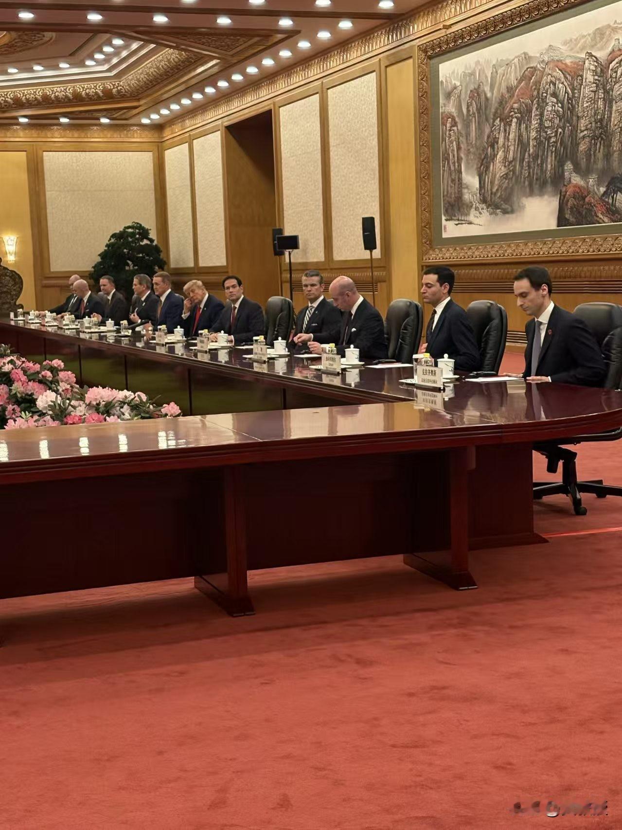 万斯副总统
留守美国🇺🇸