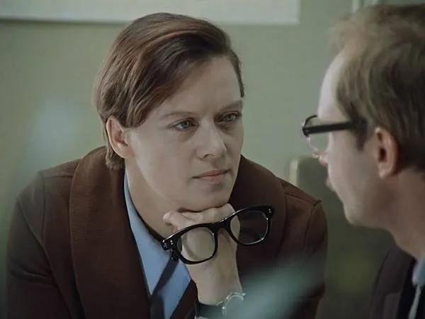 大概有三十多年前，我有一次去俄罗斯办事，闲暇时间俄方的一位文员，唠嗑的时候，说起