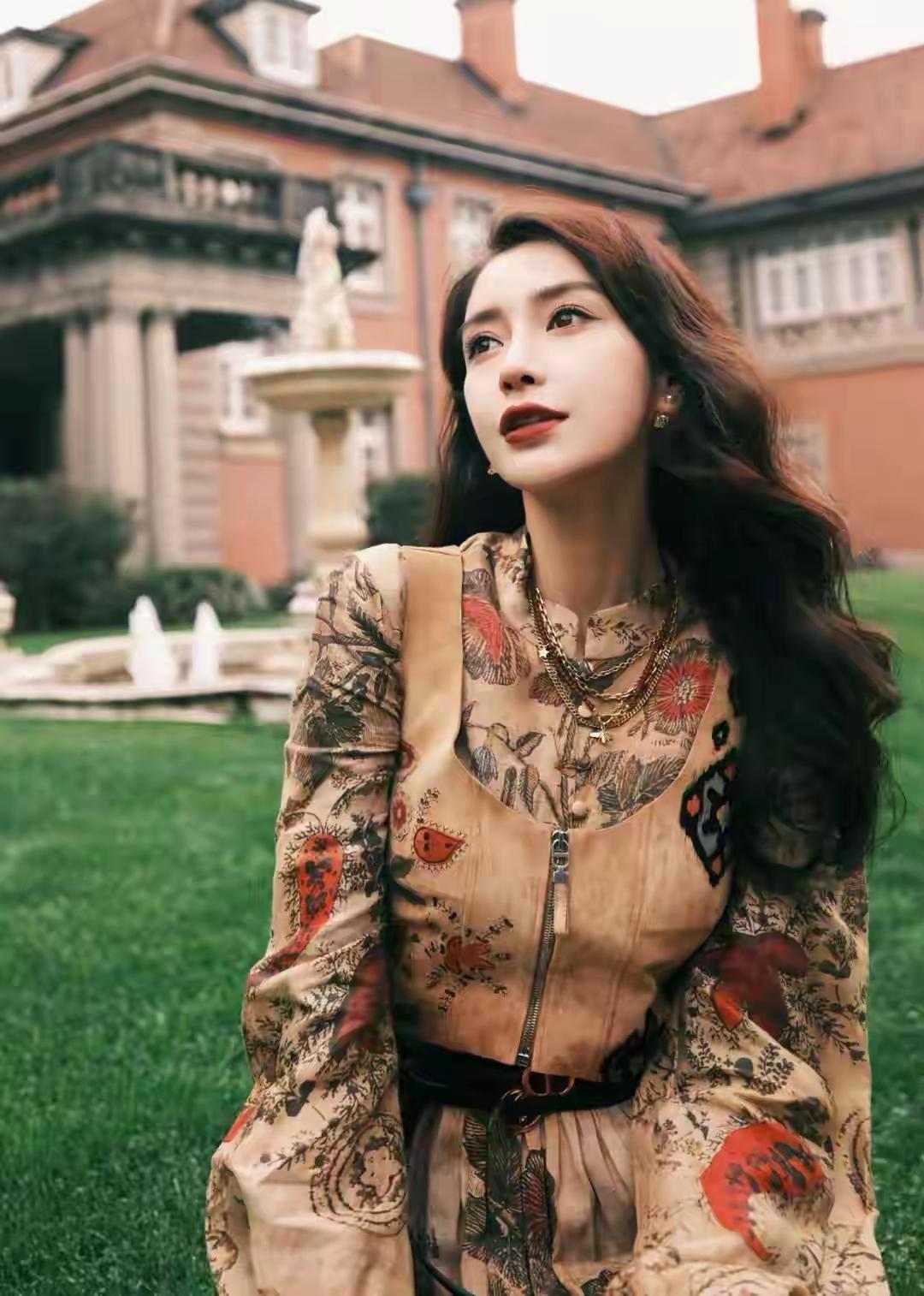 杨颖天南地北大拜年