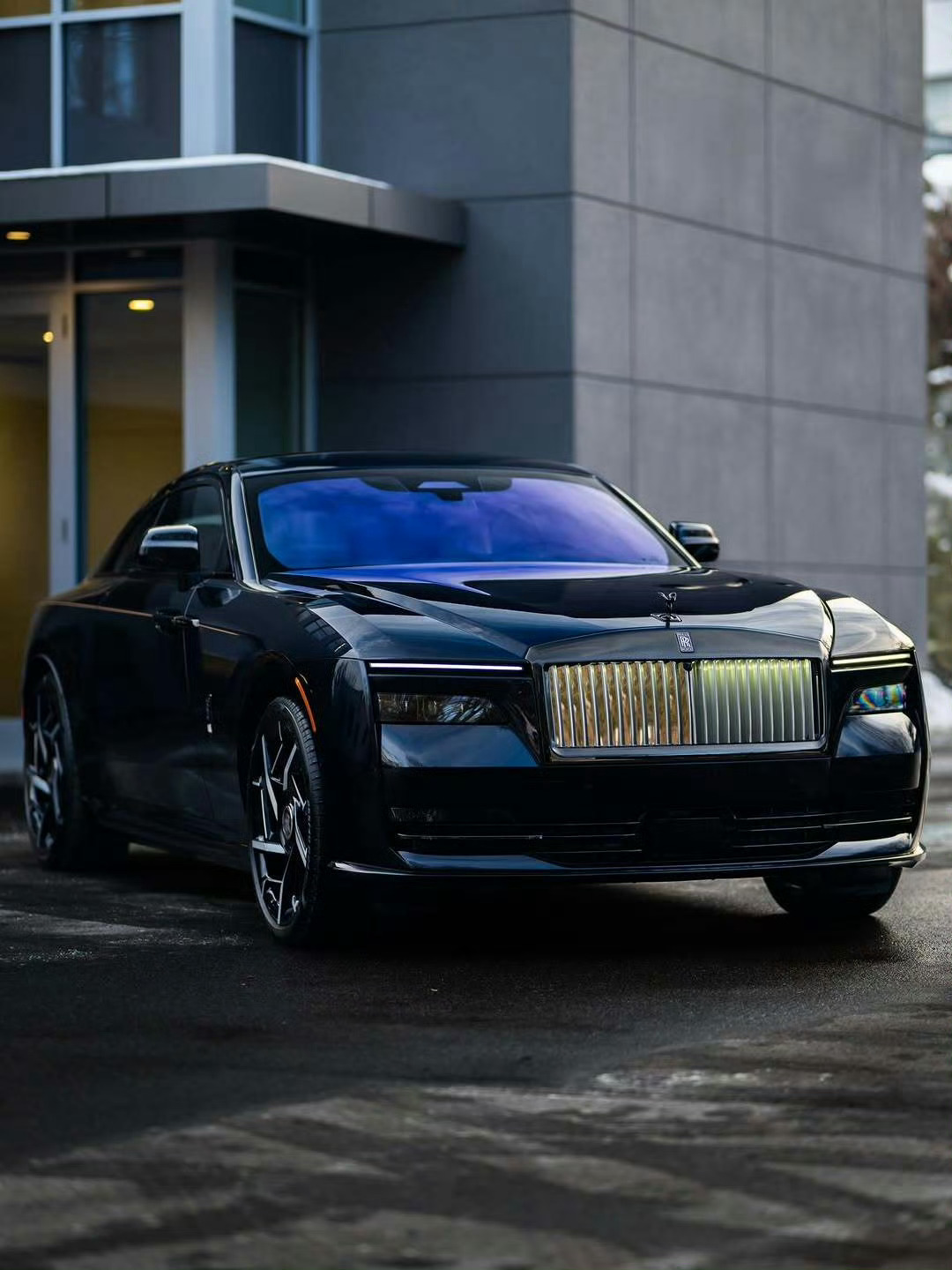 劳斯莱斯 Spectre Black Badge 