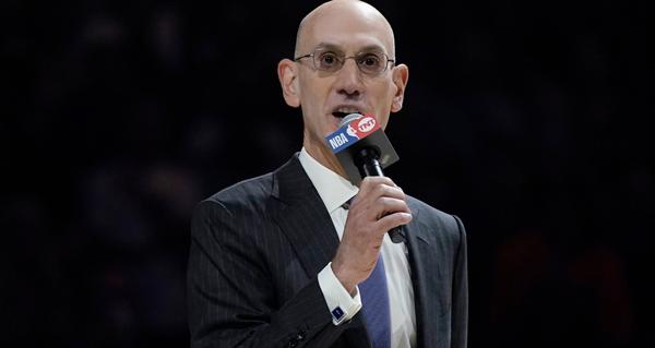 在周二举行的新闻发布会上，NBA总裁亚当·萧华反驳了外界关于联盟新的劳资协议以及