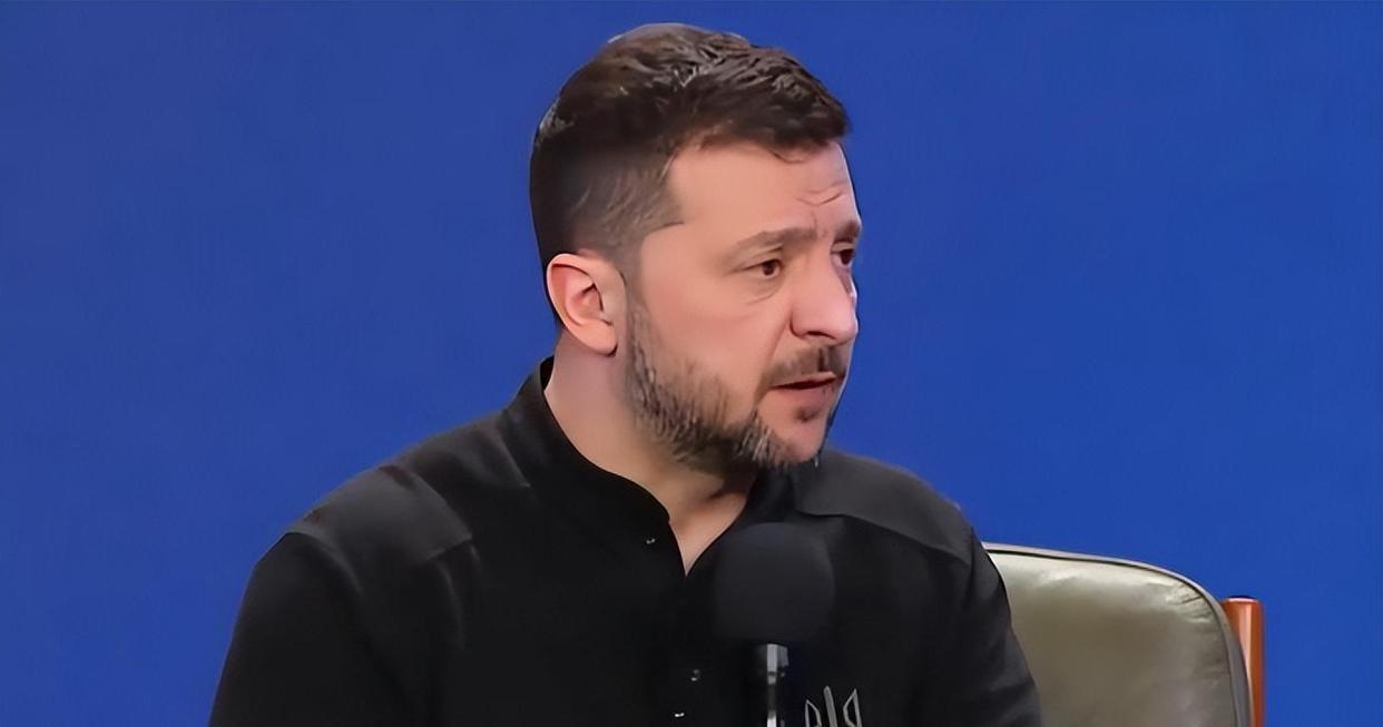 最意外表态！
泽连斯基：打赢了我走，打输了我留。
 
俄乌冲突满4周年当天，泽连