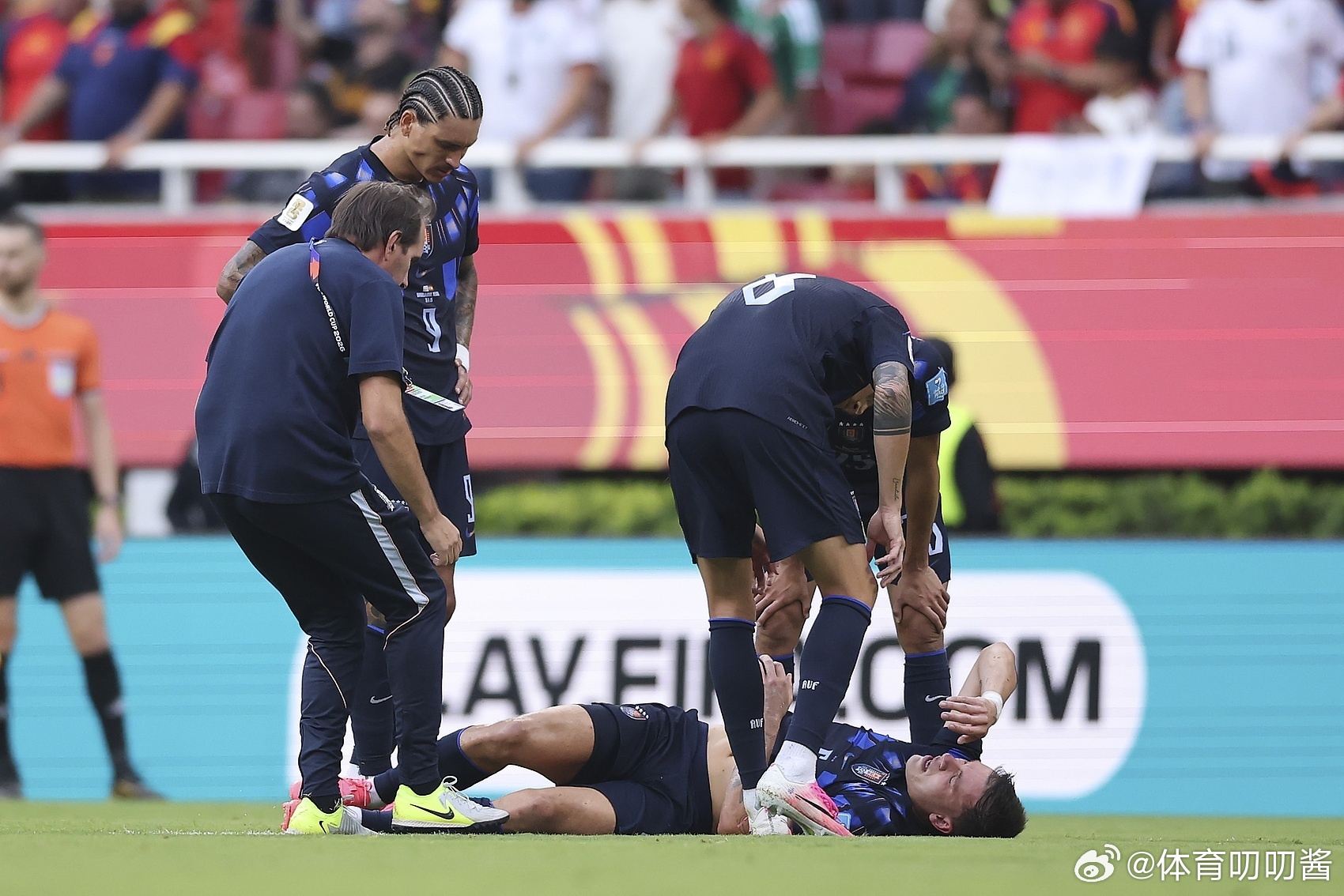 乌加特十字韧带断裂 据乌拉圭记者Rodri Vázquez最新消息，乌加特遭遇十
