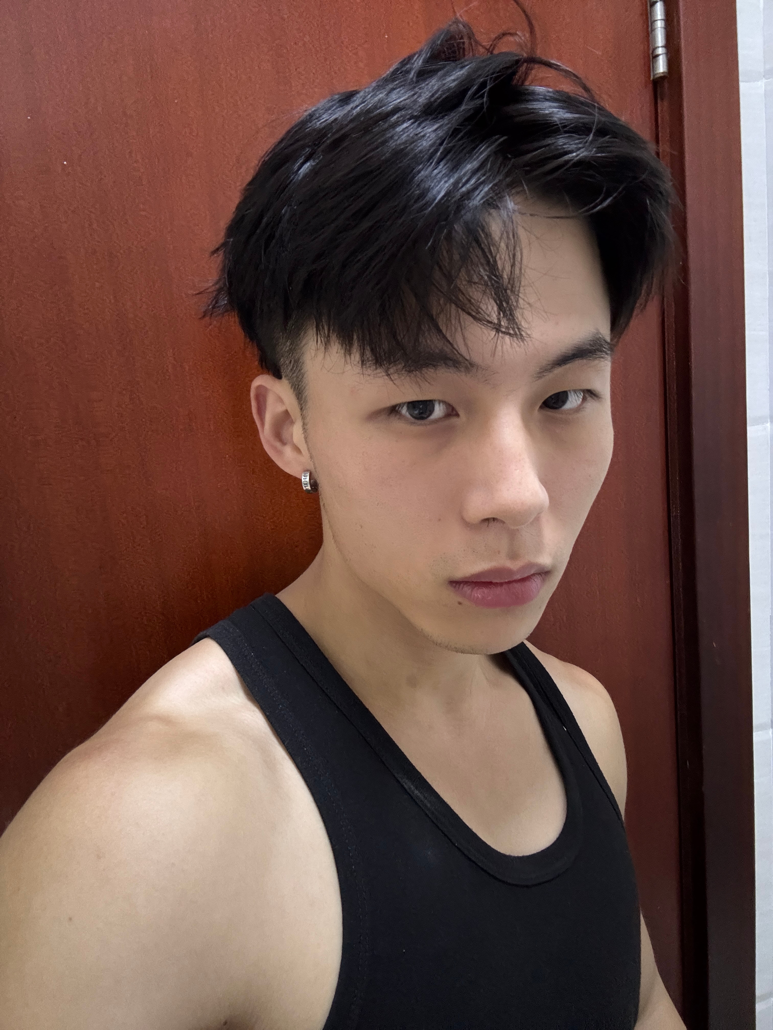 买了个耳夹cos男模 ​​​