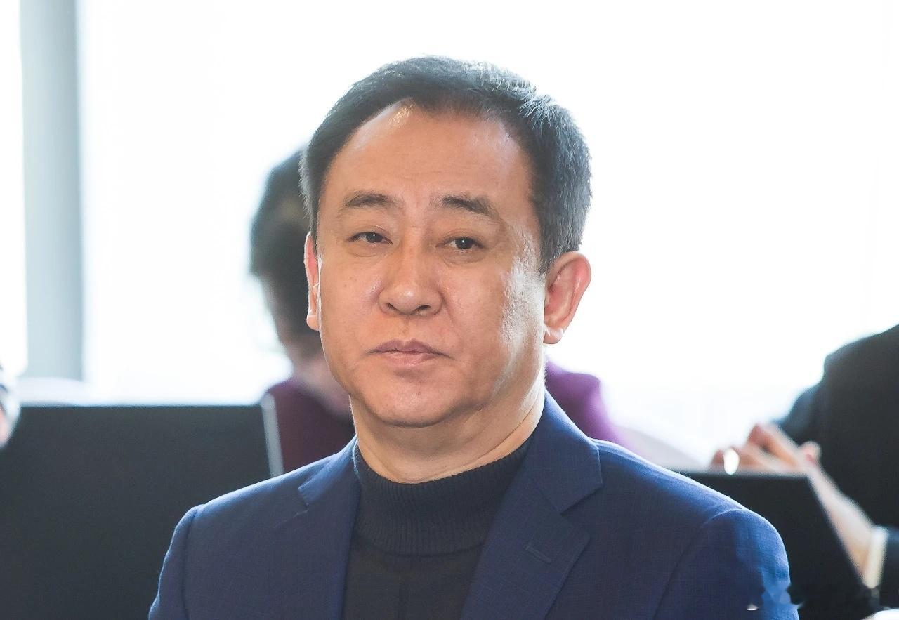 恒大集团恒大地产及许家印案一审开庭2026年4月13日至14日，广东省深圳市中级