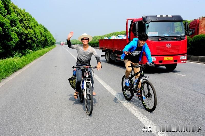 骑自行车出去锻炼丢人吗? 骑自行车出去锻炼一点都不丢人！在当下，大家越来越关注健