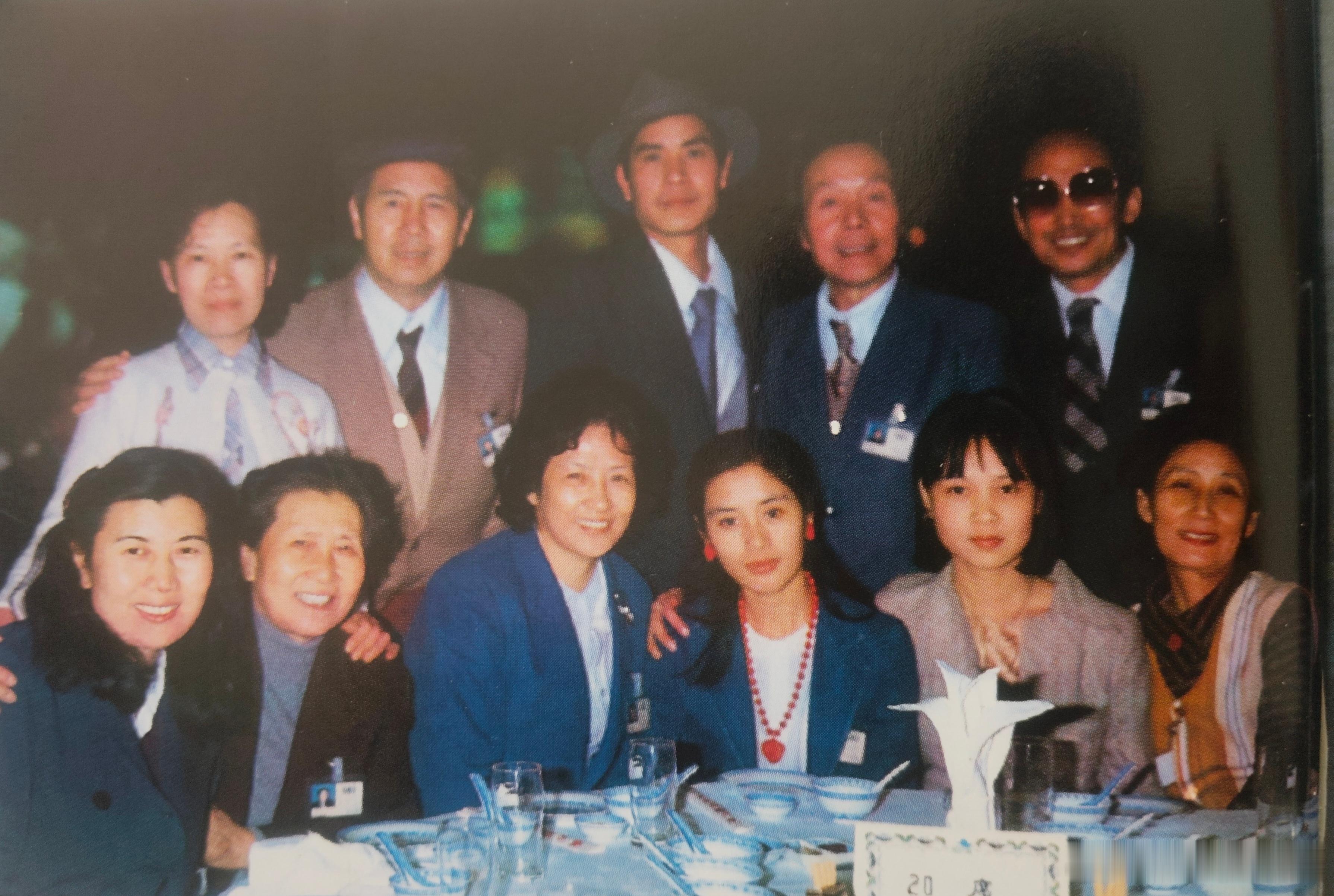 1985年，参加中国电影表演艺术研讨会的西安电影制片厂演员剧团的代表，看到了和王
