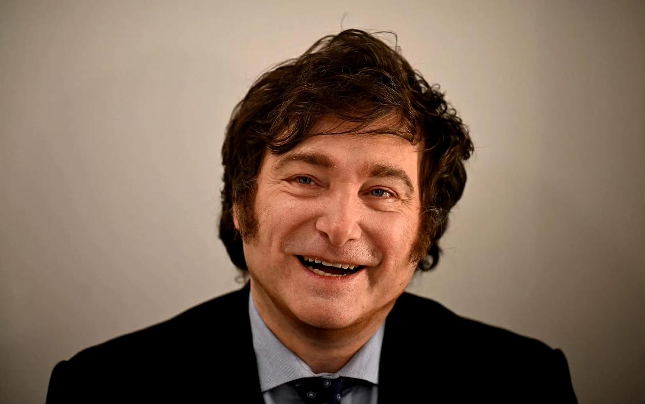 美媒称，米莱要与中国搞“牛肉换电车”的贸易，预计将进一步降低电车关税和增加电车进