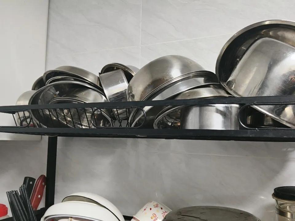 广东的省“盘”，
是它，
不准笑，
这个是咱广东的“省盘”，
叫不锈钢盘，
是个