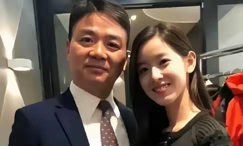 没提刘强东！章泽天播客谈“死亡”引热议，网友发现盲点 