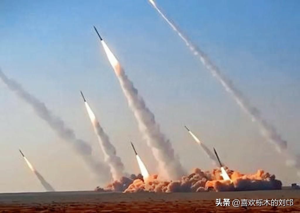 伊朗连打11轮导弹反击
却踩了最致命的战略大坑！
 
就在3月2日，伊朗刚官宣了