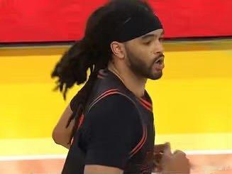 CBA俱乐部杯山东男篮夺得季军，新外援首秀17+14，末节赢21分网页链接