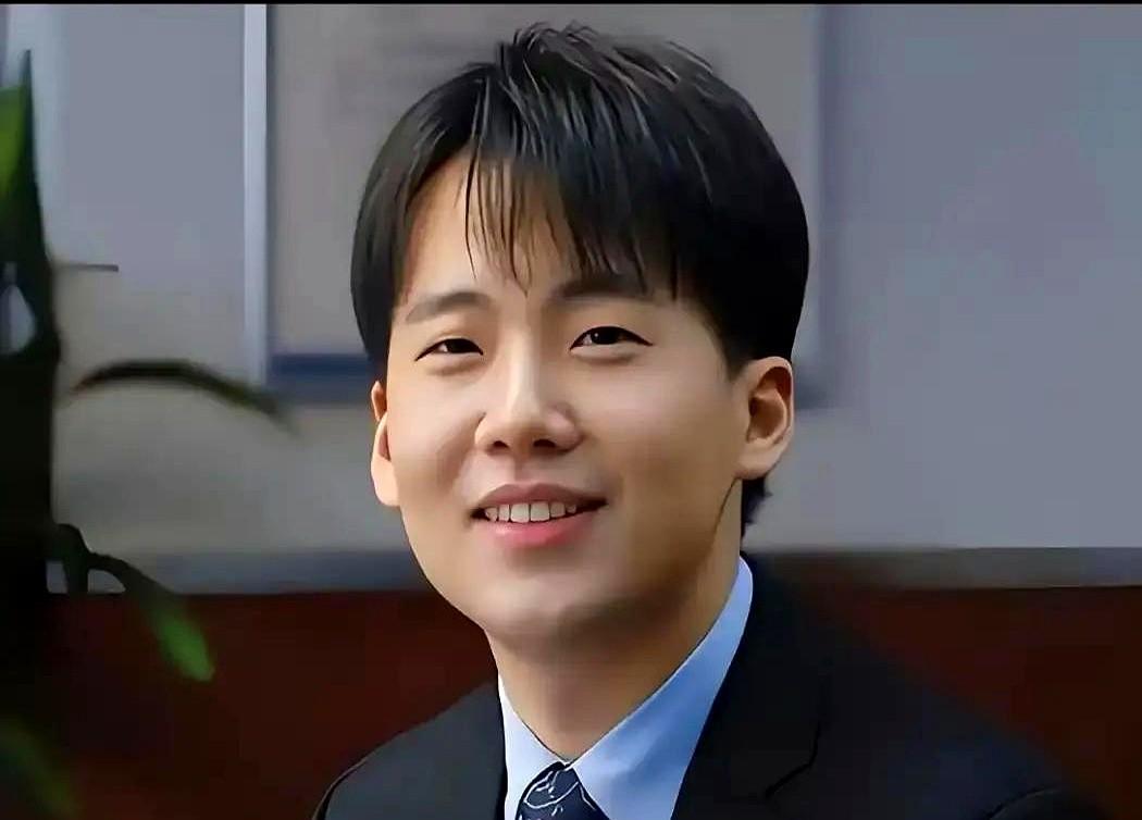 郭麒麟这路人缘，真是个玄学。

一段模糊视频，就有人往商务KTV上带节奏。结果呢