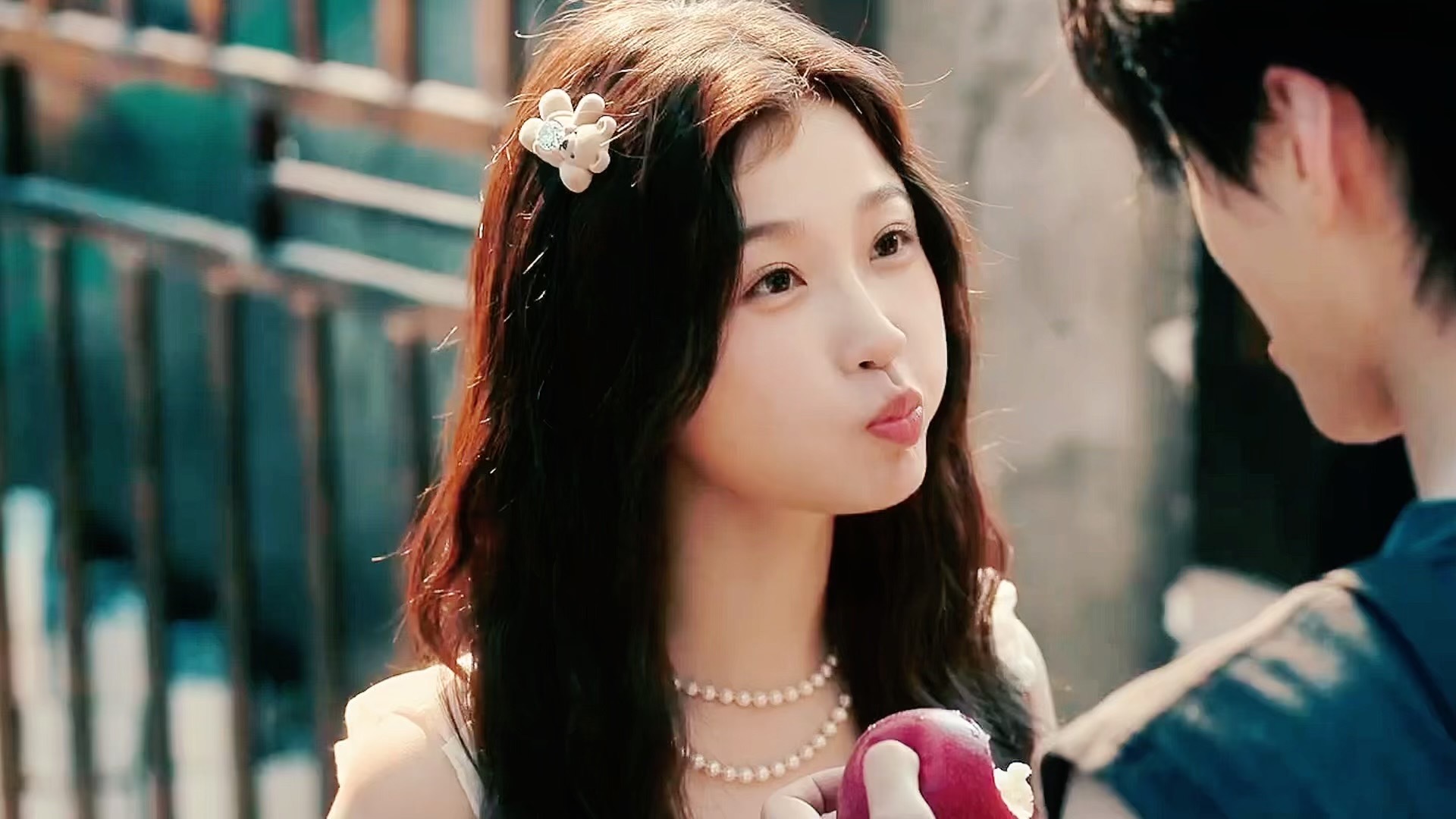 双轨Q4将播出剧综也是在泰国当地拍摄噢～11月7号欣欣也会去泰国参加爱奇艺海外悦