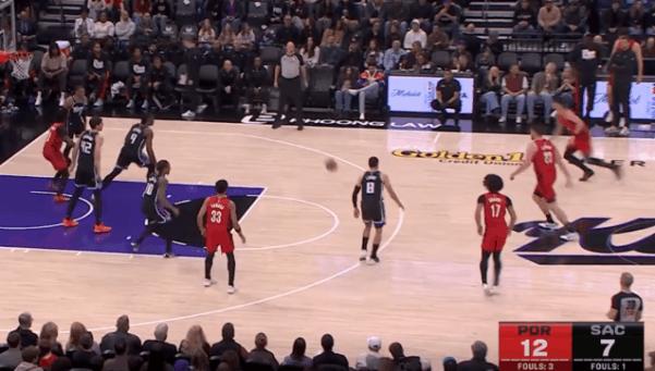 阿夫迪亚观察：复出之战展现火热状态，30+8+8率队拿下第3连胜图1阿夫迪亚弱侧