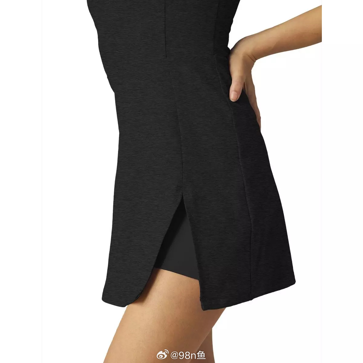 春天来啦🍃最近计划去热一点的地方，想把网球捡起来了，提前备好户外运动的装备～刚