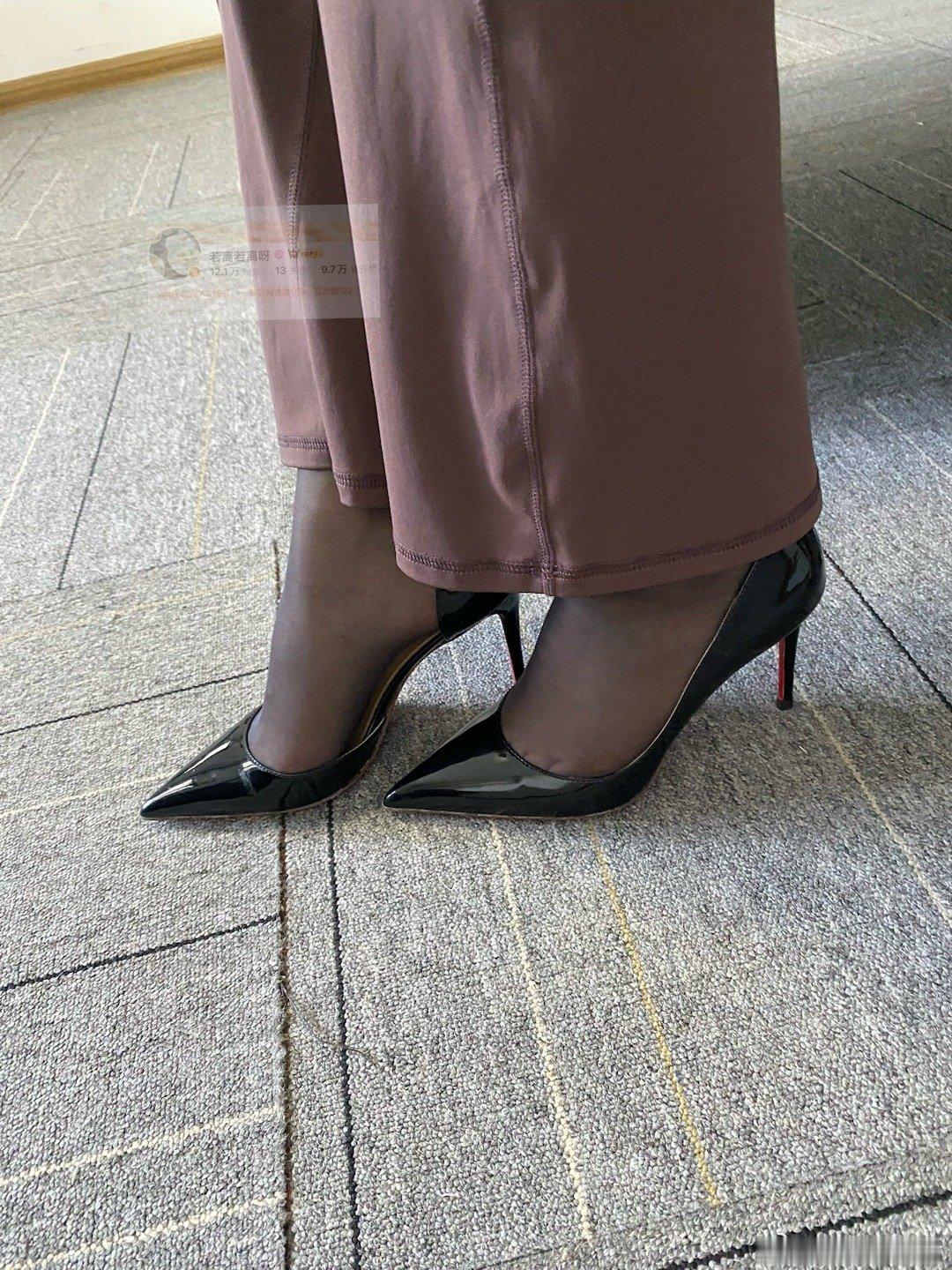 打工人的懒人穿搭，瑜伽裤真的是通勤神器！瑜伽裤每日穿搭ootd