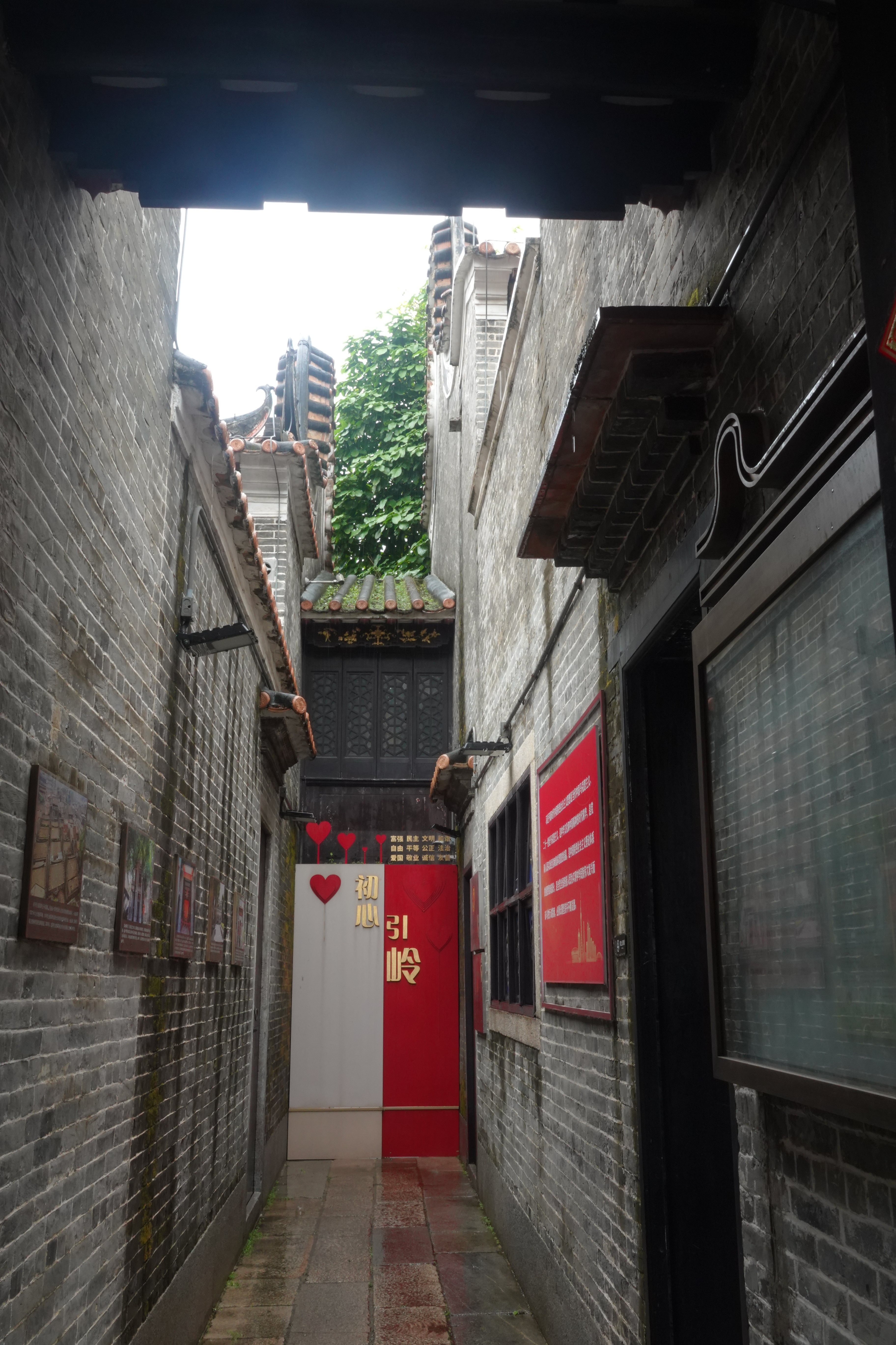 学习发现美丽，学习记录美丽，学习述说美丽。佛山