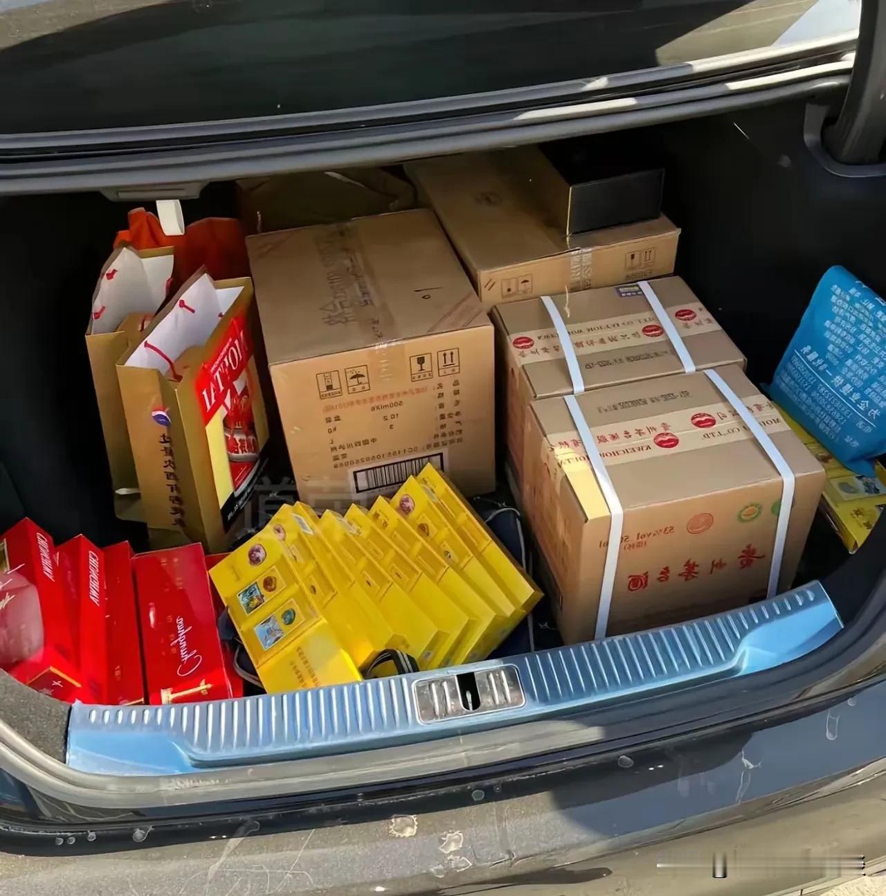 现在跑业务确实太难了，各行各业卷的太厉害，利润空间一再压缩再压缩，客户永远不会嫌