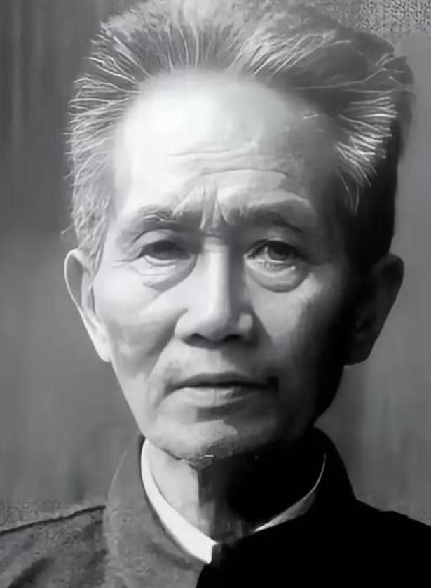 1950年，开国上将杨勇收到一封来信，信中说：“我还活着，能不能给我安排个工作。