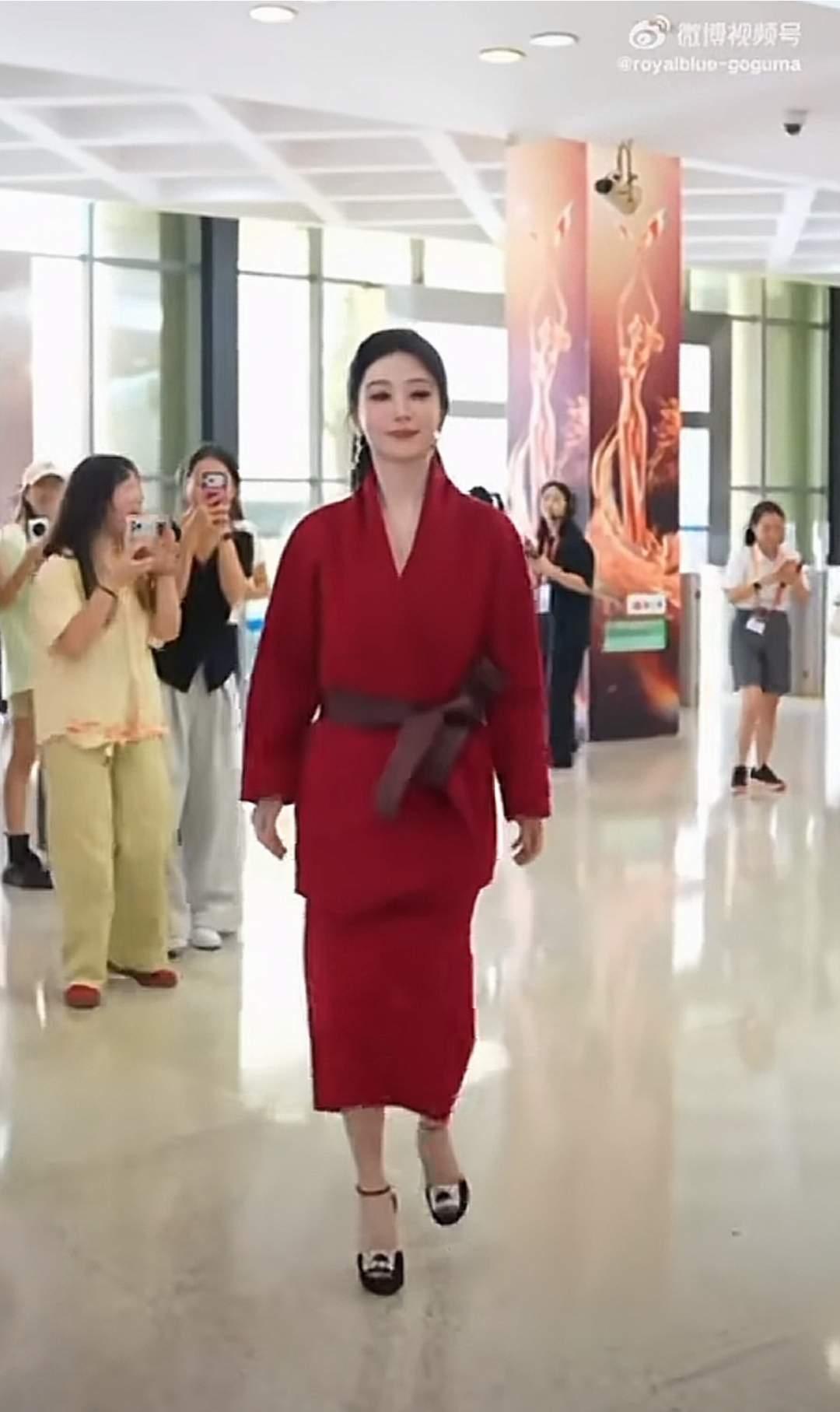 第33届金鹰奖提名表彰颁授典礼（9月28日，长沙）本身不是颁奖，实力派扎堆，视帝