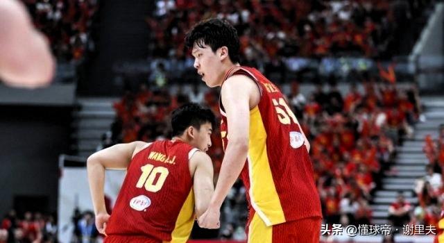 险胜来之不易，男篮球员评分，论表现数据，6位球员该论功行赏！
1.杨瀚森 评分9