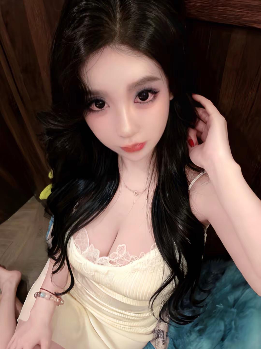 🍷。猫系女友 微醺时刻