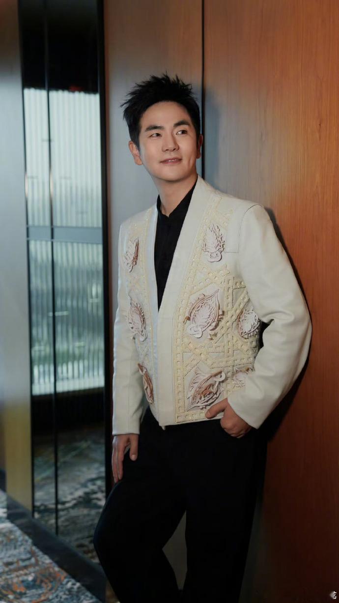 甄嬛传和知否攀上亲戚了 没想到啊没想到！张晓龙和张佳宁这对现实舅甥，让《甄嬛传》