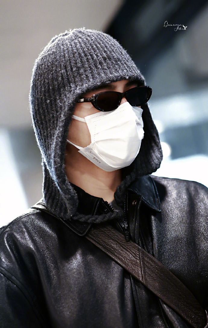 陈飞宇今日份路透，个性潮男，这状态给打几分？陈飞宇 陈凯歌本歌