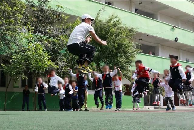 中小学综合体育活动不低于2小时/天，兑现了吗？体育活动课上都干些啥？