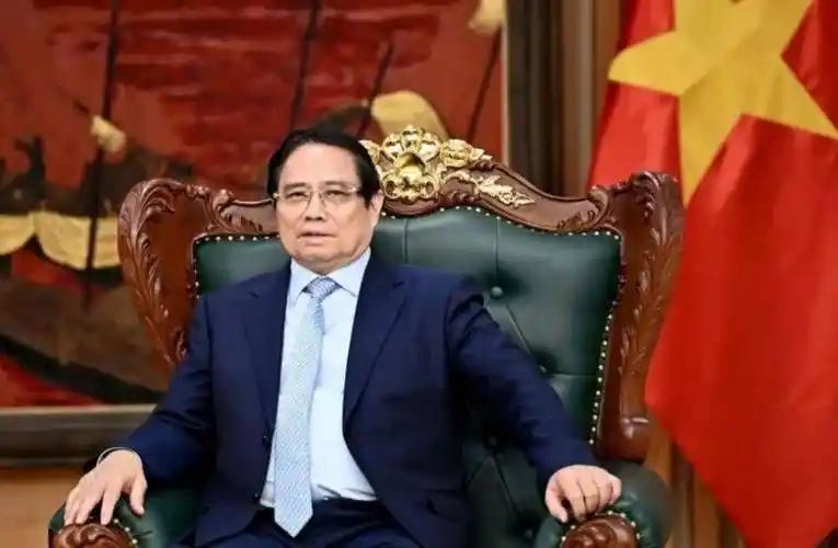 [月亮]越南的“小心思”藏不住了！不找中国建高铁，从来不是技术问题，而是另有算盘