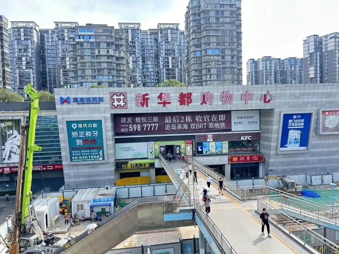厦门最牛商场！沃尔玛、新华都接连闭店，它稳稳红火25年，几乎所有厦门人都爱来逛。