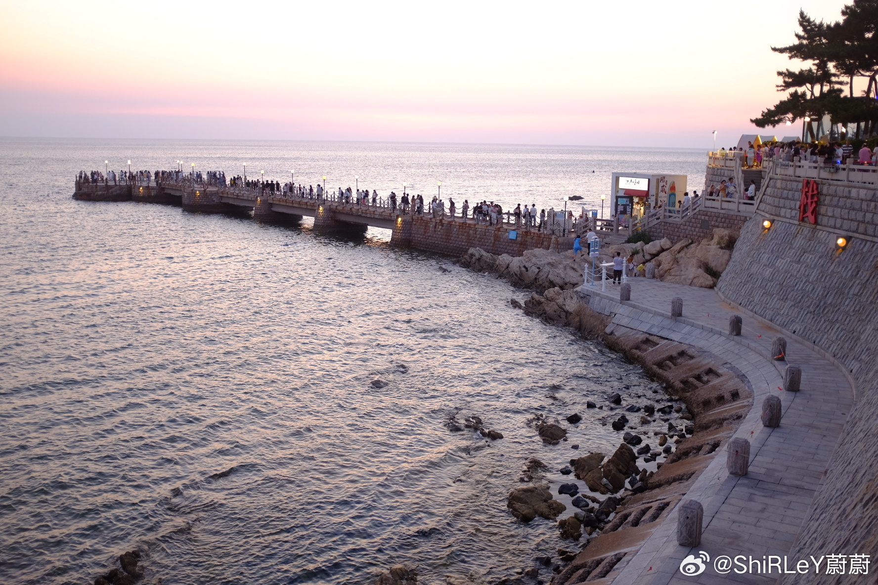 这边的海滩🏖️都叫海水浴场，好可爱，洗个海澡🌊 