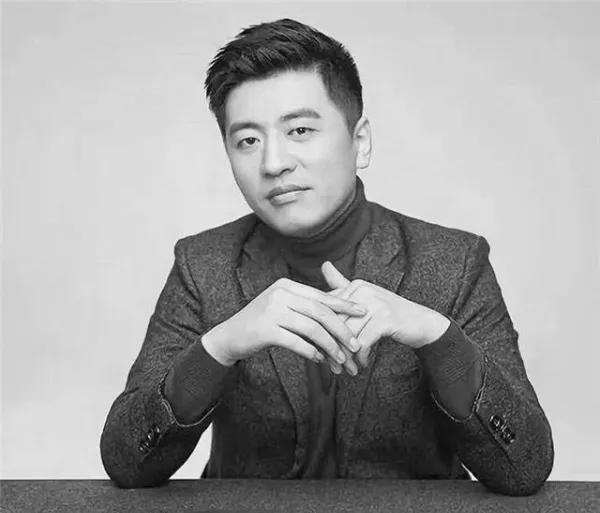 如果知道今天加完这个班会猝死，你还会加么？
     张雪峰老师的猝死，很多人尤