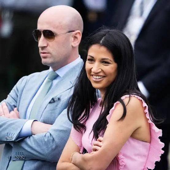 MAGA女网红、前美国总统情报顾问委员会成员、美国国土安全顾问史蒂芬·米勒的老婆