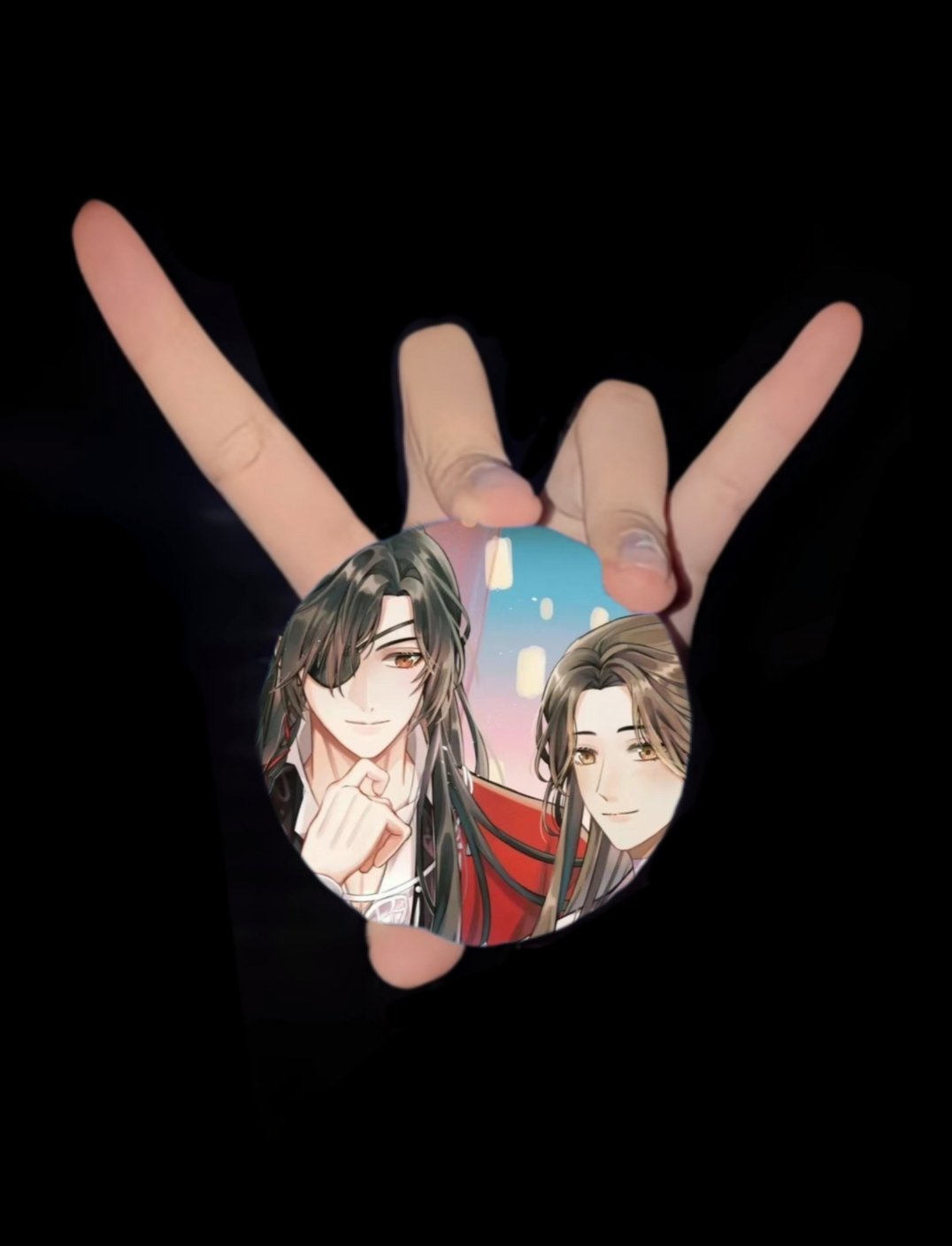 #国漫点评团##天官赐福# 拥有《天官赐福》花怜周边是一件很让人开心的事情呢！周