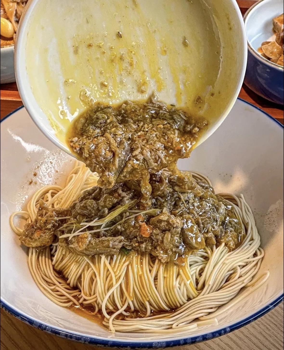 寄畅興·百年蟹黄面