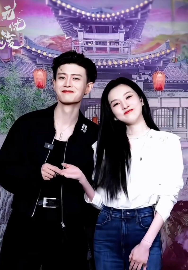 任嘉伦宋祖儿二搭！爱奇艺新弈工作室负责人、《无忧渡》总制片人何叶说，希望任嘉伦和