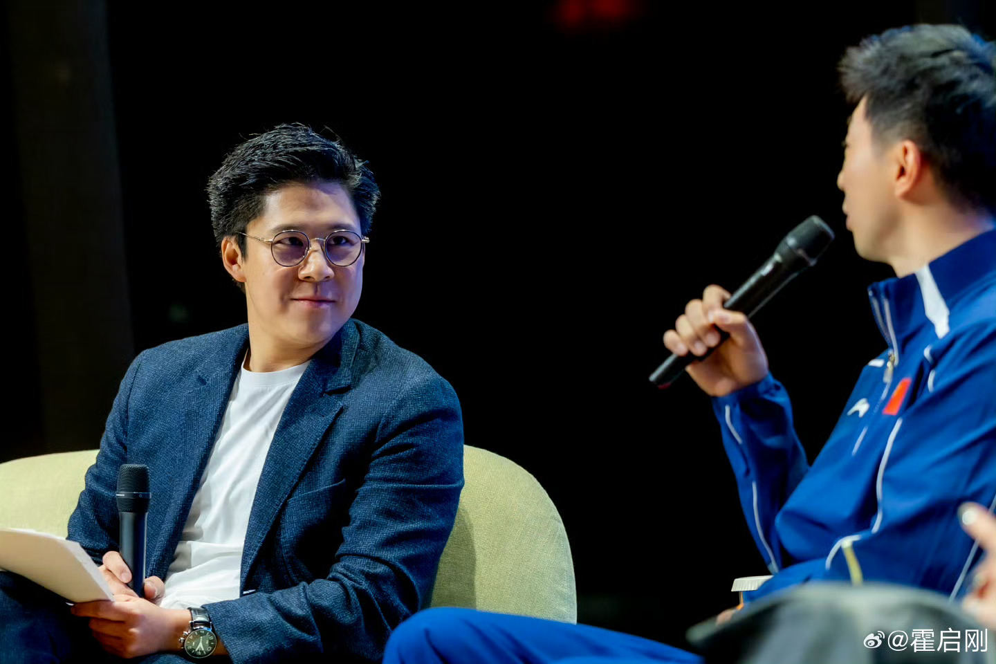 霍启刚说马龙是乒坛传奇 霍启刚发文：今天也特别开心邀请到我们的好朋友、奥运六金王