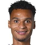 欧冠1/8决赛首回合，纽卡主场迎战巴萨，这场球踢得简直像一出反转不断的喜剧！下半