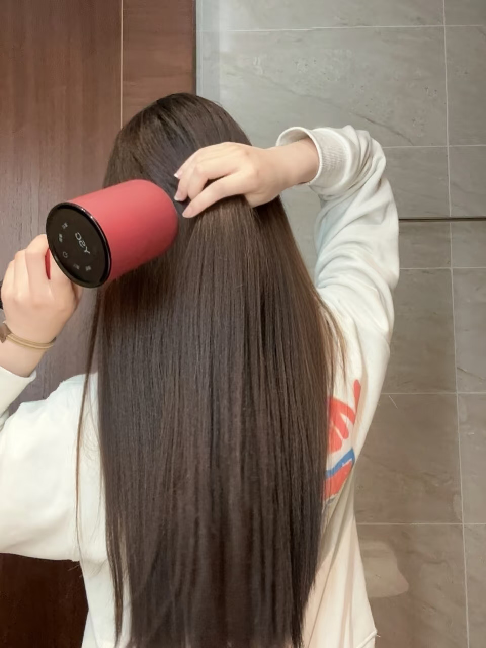 妈呀！这吹风机是开了挂吧？！